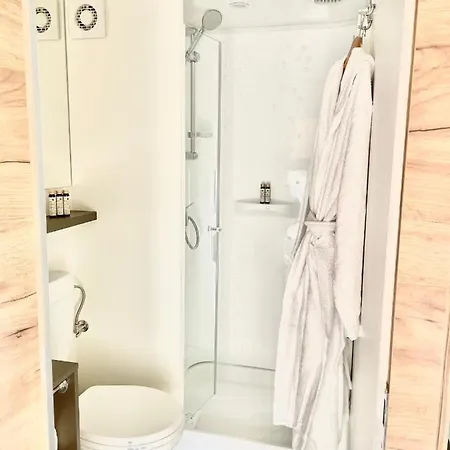 Lala Vineyard Glamping Luxury tent Sremski Karlovci