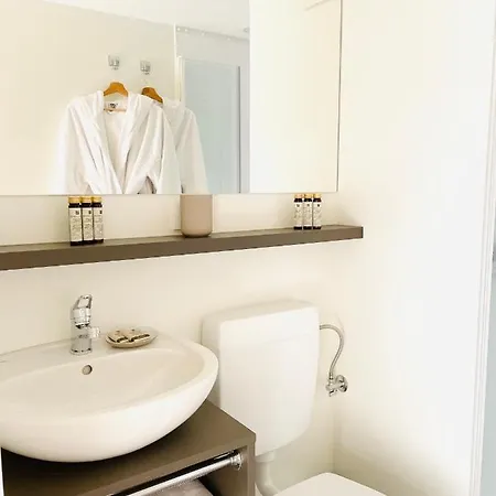 Lala Vineyard Glamping